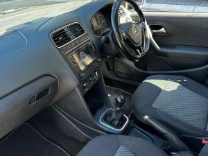 Volkswagen Polo Vivo hatch 1.6 Highline - Image 11