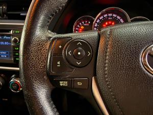 Toyota Auris 1.6 XS - Image 21