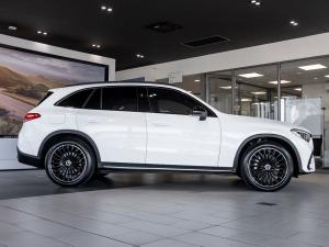 Mercedes-Benz GLC GLC300d 4Matic Avantgarde - Image 14