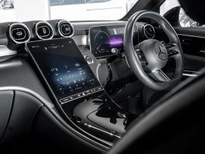 Mercedes-Benz GLC GLC300d 4Matic Avantgarde - Image 21