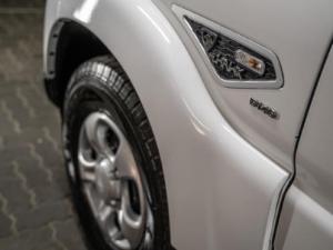 Mahindra Pik Up 2.2CRDe double cab 4x4 S6 auto - Image 11