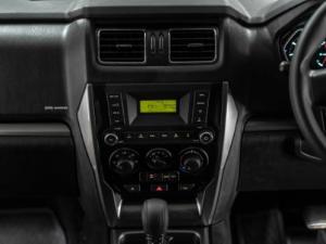 Mahindra Pik Up 2.2CRDe double cab 4x4 S6 auto - Image 13