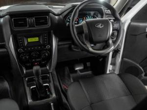 Mahindra Pik Up 2.2CRDe double cab 4x4 S6 auto - Image 18