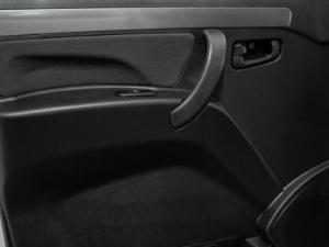 Mahindra Pik Up 2.2CRDe double cab 4x4 S6 auto - Image 23