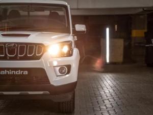 Mahindra Pik Up 2.2CRDe double cab 4x4 S6 auto - Image 2