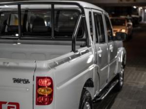 Mahindra Pik Up 2.2CRDe double cab 4x4 S6 auto - Image 5