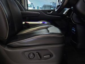 Hyundai Staria 2.2D Luxury - Image 12