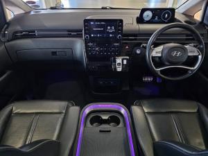 Hyundai Staria 2.2D Luxury - Image 7