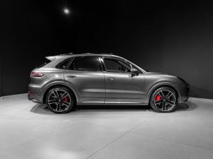 Porsche Cayenne GTS - Image 20