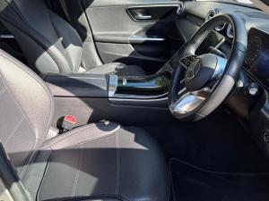 Mercedes-Benz C-Class C220d Avantgarde - Image 12