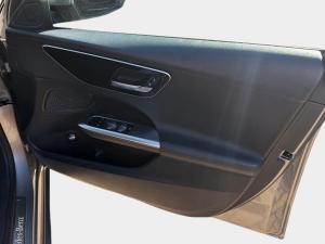 Mercedes-Benz C-Class C220d Avantgarde - Image 21