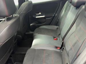 Mercedes-Benz GLA GLA200d Progressive - Image 15