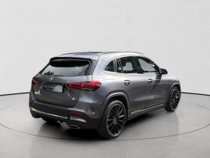 Mercedes-Benz GLA GLA200d Progressive - Image 7