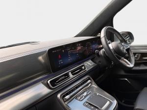 Mercedes-Benz V-Class V300d Exclusive - Image 11