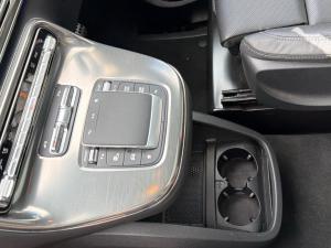 Mercedes-Benz V-Class V300d Exclusive - Image 17