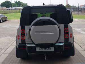 Land Rover Defender 110 D350 X-Dynamic HSE - Image 5