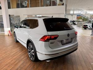 Volkswagen Tiguan Allspace 2.0TSI 4Motion Highline - Image 8