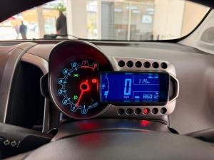 Chevrolet Sonic sedan 1.6 LS - Image 20