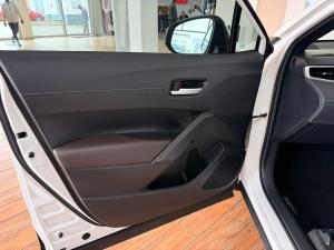 Toyota Corolla Cross 1.8 HEV XS - Image 12