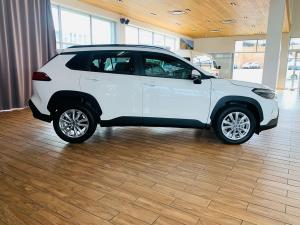 Toyota Corolla Cross 1.8 HEV XS - Image 13
