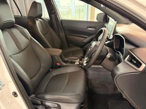 Toyota Corolla Cross 1.8 HEV XS - Image 19