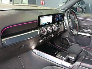 Mercedes-Benz GLB GLB250 AMG Line - Image 9