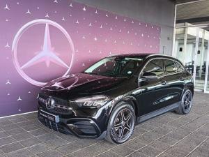 Mercedes-Benz GLA GLA200d Progressive - Image 1