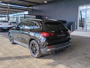 Mercedes-Benz GLA GLA200d Progressive - Image 5