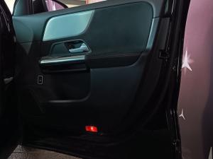 Mercedes-Benz GLA GLA200d Progressive - Image 9