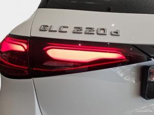Mercedes-Benz GLC GLC220d 4Matic Avantgarde - Image 20