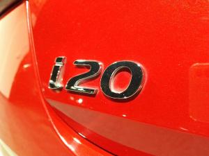 Hyundai i20 1.4 Motion auto - Image 7