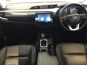 Toyota Hilux 2.8GD-6 double cab Raider auto - Image 6