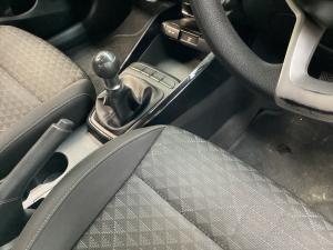 Kia Rio hatch 1.2 LS - Image 12