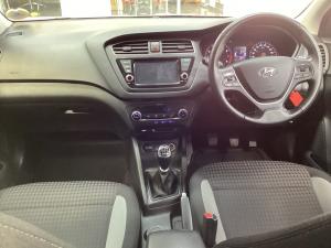 Hyundai i20 1.4 Fluid - Image 6