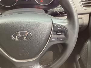 Hyundai i20 1.4 Fluid - Image 10