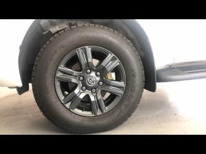 Toyota Hilux 2.4GD-6 single cab Raider manual - Image 18