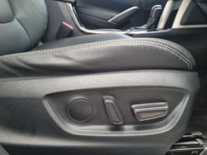 Toyota Corolla Cross 1.8 XR - Image 16