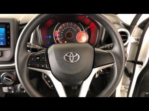 Toyota Vitz 1.0 XR manual - Image 8