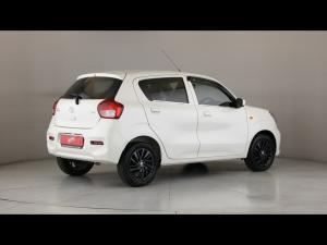 Toyota Vitz 1.0 XR manual - Image 2