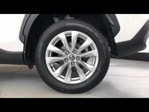 Toyota Corolla Cross 1.8 Hybrid XS - Image 19