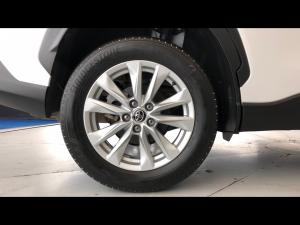 Toyota Corolla Cross 1.8 Hybrid XS - Image 20
