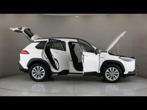 Toyota Corolla Cross 1.8 Hybrid XS - Image 30