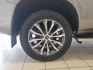 Toyota Land Cruiser Prado 2.8GD VX-L - Image 20