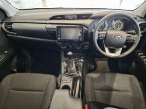 Toyota Hilux 2.4 GD-6 Raider 4X4D/C - Image 6