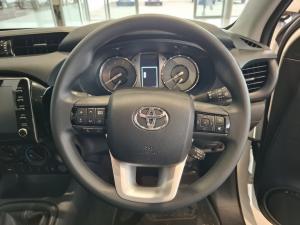 Toyota Hilux 2.4 GD-6 Raider 4X4D/C - Image 8
