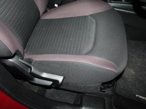 Suzuki Fronx 1.5 GL - Image 17