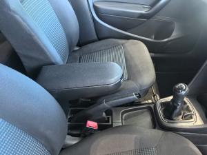 Volkswagen Polo Vivo 1.4 Comfortline - Image 8