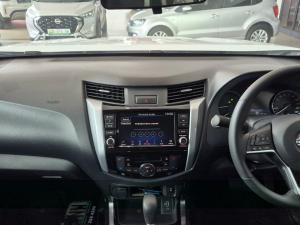 Nissan Navara 2.5DDTI Stealth automatic - Image 6