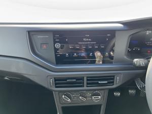 Volkswagen Polo hatch 1.0TSI - Image 12