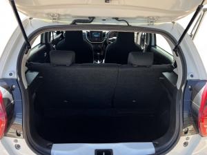 Toyota Vitz 1.0 XR manual - Image 10